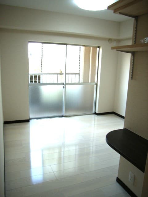 京都市伏見区　マンション